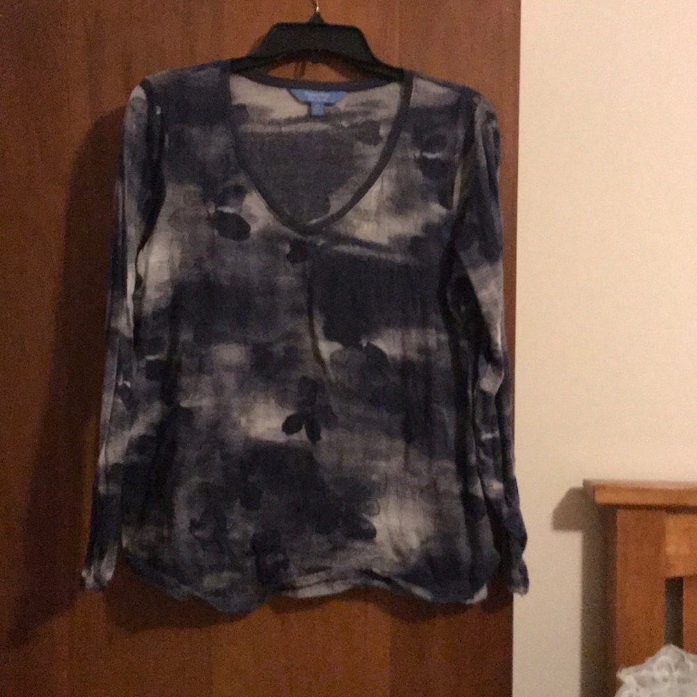 long sleeve shirt black blue & white with flowers